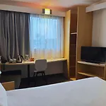 ホテル Ibis Katowice - ザブジェ