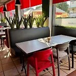 Ibis Katowice - 2* ザブジェ