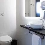 ホテル Ibis Katowice - 2*