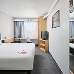 Ibis Katowice - 2*
