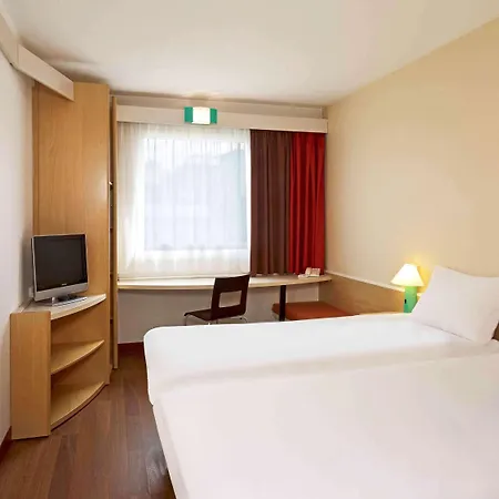 Ibis Katowice - 2*