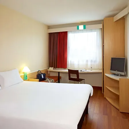 Ibis Katowice - 2*