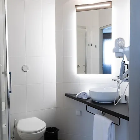 Ibis Katowice - Hotel 2*