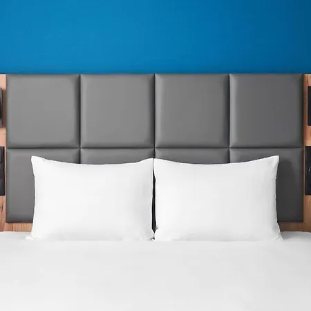 Отель Ibis Katowice - 2*