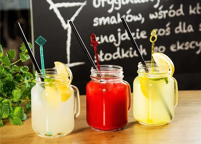 酒店 卡托维兹 - 扎布热宜必思酒店 2*