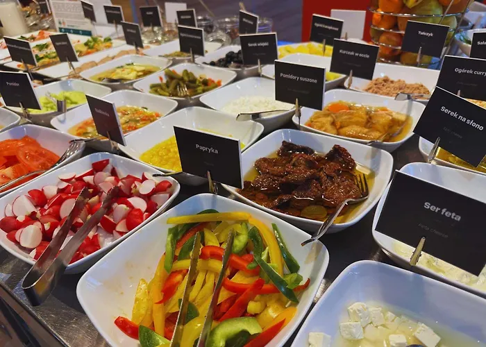 卡托维兹 - 扎布热宜必思酒店 2* 扎布热